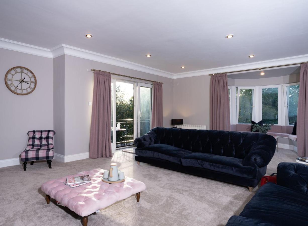 Brand New - Contemporary - 2 Bedroom - 2 Bathroom - Spacious Apartment - Lake Views Эмблсайд Экстерьер фото